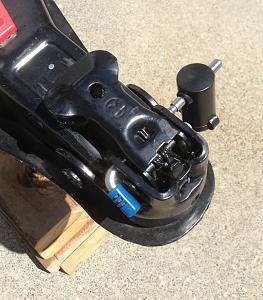 Click image for larger version

Name:	Trailer hitch with locking pin.jpg
Views:	297
Size:	724.3 KB
ID:	8433