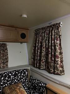 Click image for larger version

Name:	New camper curtain pic 5.jpg
Views:	166
Size:	61.0 KB
ID:	14514