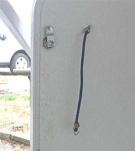 Click image for larger version

Name:	Tool door hanging (Small).jpg
Views:	152
Size:	22.8 KB
ID:	3430