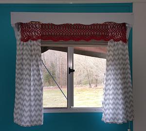 Click image for larger version

Name:	kitchen window blind & cutain open.jpg
Views:	58
Size:	4.70 MB
ID:	15184